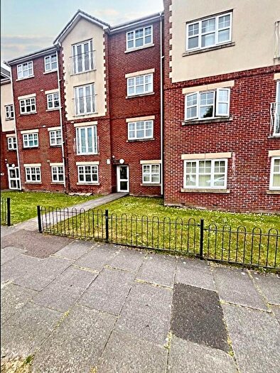 2 Bedroom Apartment For Sale In Wordsworth Road, Denton, M34
