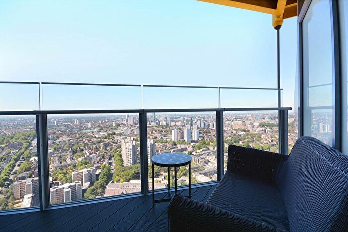 2 Bedroom Flat To Rent In Churchyard Row, Elephant And Castle, London, SE11