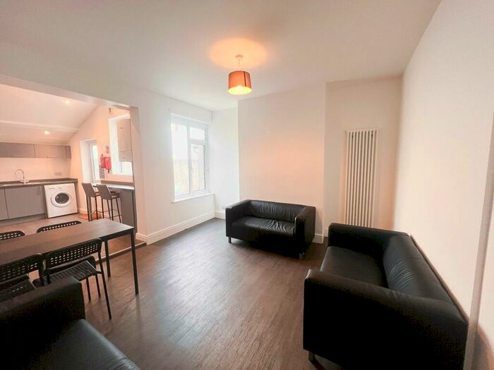 7 Bedroom Detached House To Rent In Ash Road, Bishopston, Bristol, BS7