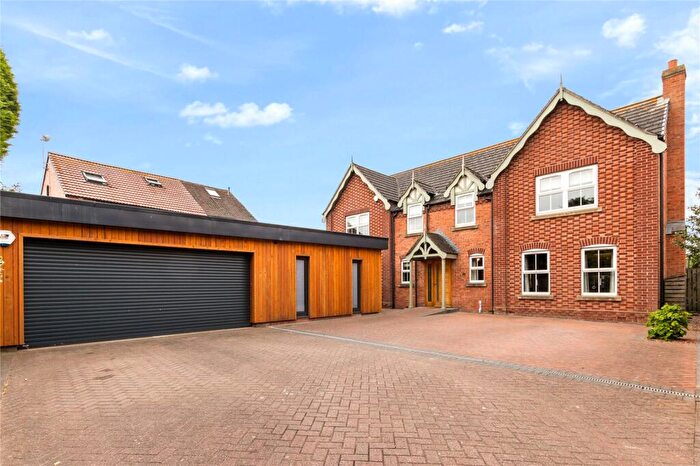 5 Bedroom Detached House For Sale In Pinfold Lane, Misterton, Doncaster, DN10