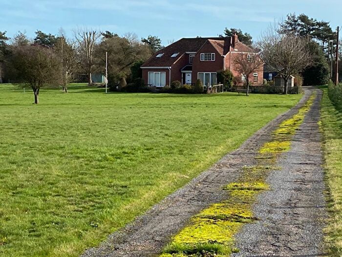 6 Bedroom Detached House For Sale In Birchwood Road, Langham, CO4