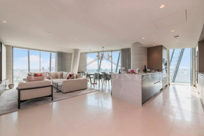 3 Bedroom Flat To Rent In One Blackfriars, - Blackfriars Road, London, SE1