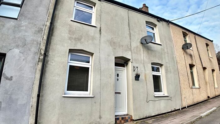 2 Bedroom Terraced House To Rent In Railway Terrace, Hollybush, NP12