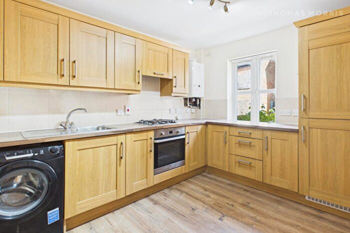 2 Bedroom Apartment For Sale In West Street, St. Neots, Cambridgeshire, PE19