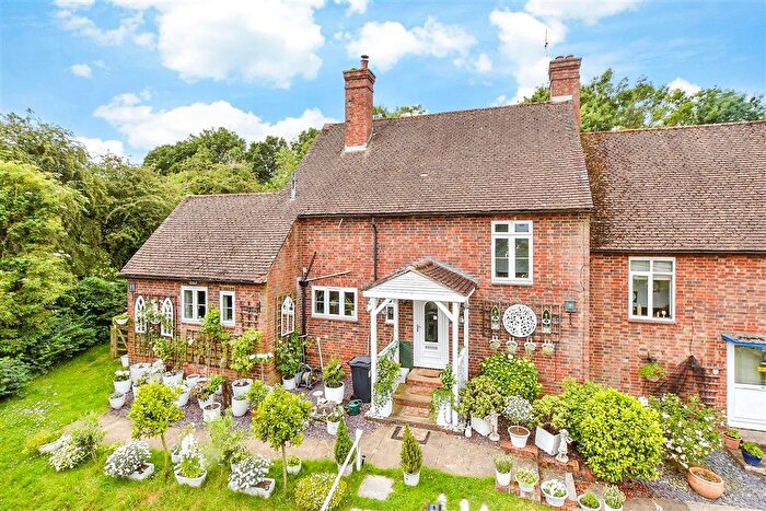 3 Bedroom Semi-Detached House For Sale In Stone Green, Stone, Tenterden, Kent, TN30