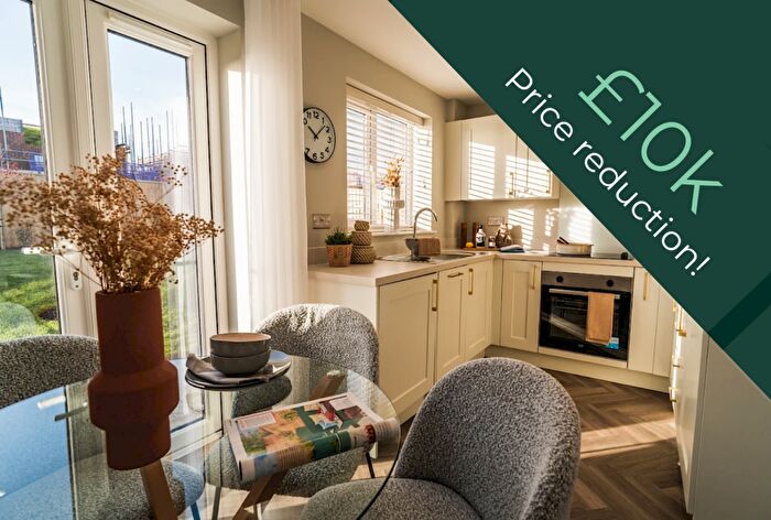 2 Bedroom Semi-Detached House For Sale In Thornton Road, Thornton, Bradford, BD13