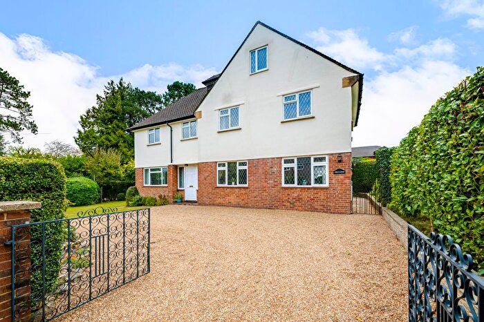5 Bedroom Detached House For Sale In Church Road, Crowborough, TN6