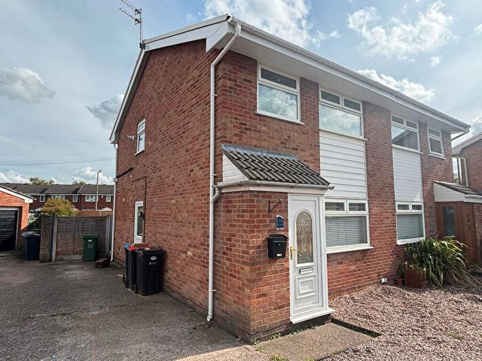3 Bedroom Semi-Detached House To Rent In Plantagenet, Winsford, CW7