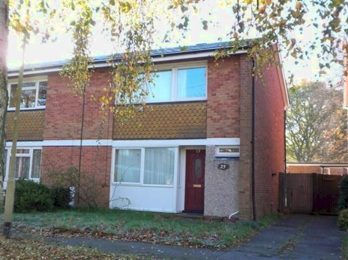 5 Bedroom Semi-Detached House To Rent In Cherrywood Avenue, Englefield Green, Egham, TW20