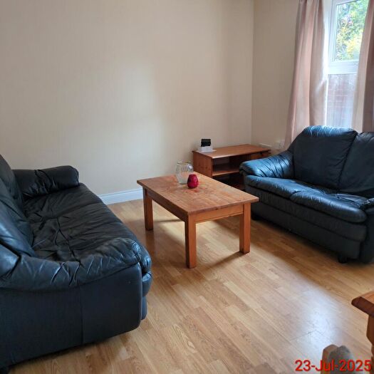 6 Bedroom House To Rent In York Terrace, Exeter, EX4
