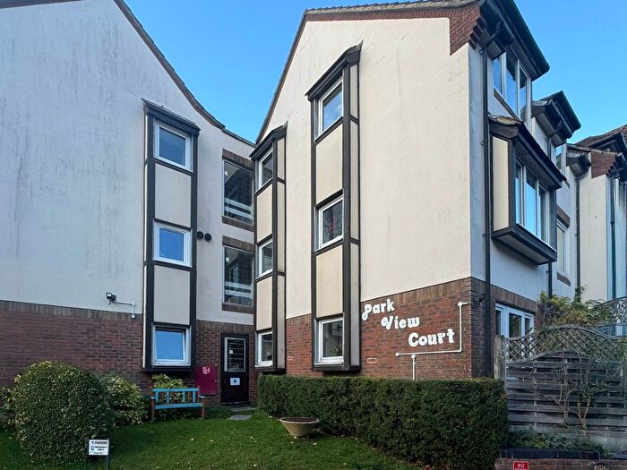 1 Bedroom Flat For Sale In Queens Park, Bournemouth, BH8