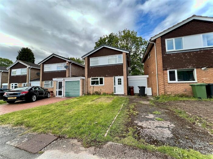 3 Bedroom Detached House To Rent In Oak Street, Merridale, Wolverhampton, WV3