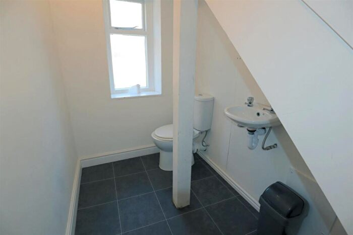 2 Bedroom Apartment To Rent In High Street East, Uppingham, Rutland, LE15
