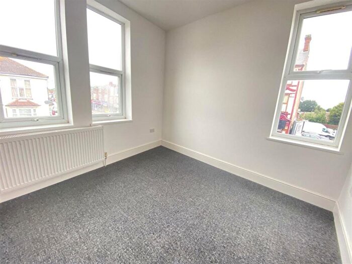 5 Bedroom Flat To Rent In Five Bedroom Dudley Road, Birmingham, B18