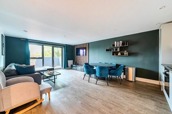 2 Bedroom Apartment For Sale In Mill Green Road, Mitcham, CR4