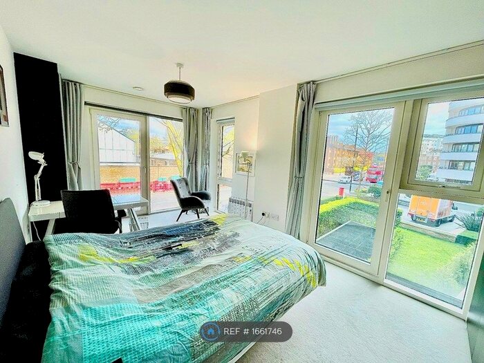 1 Bedroom Flat To Rent In Quayside House, Brentford, TW8