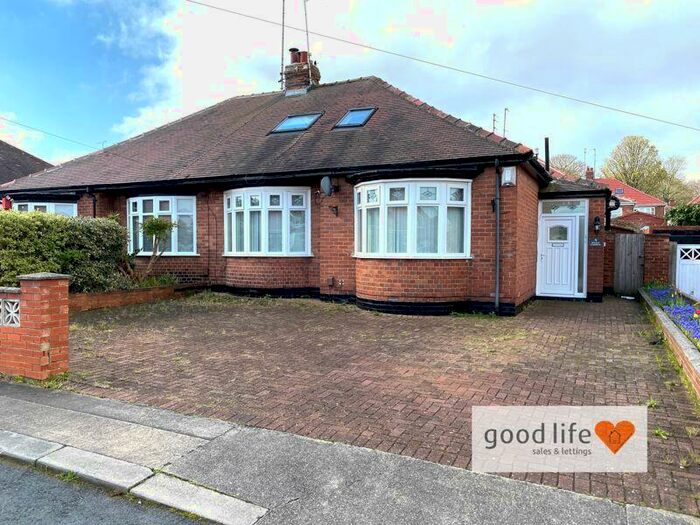 3 Bedroom Semi-Detached Bungalow To Rent In Belsay Gardens, St Gabriels, Sunderland, SR4