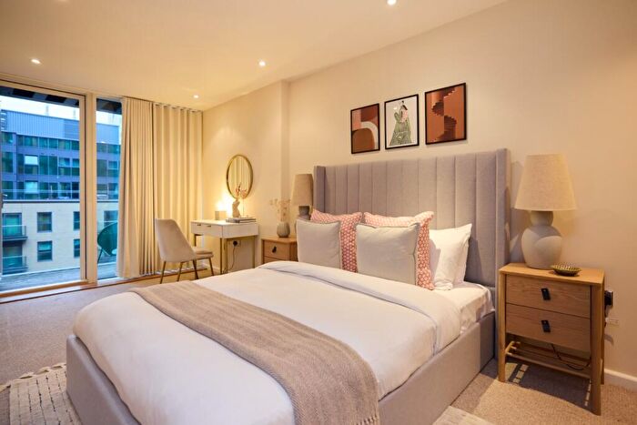 1 Bedroom Flat For Sale In Ability Place, Millharbour, London, Greater London, E14