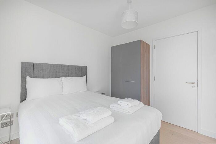 1 Bedroom House To Rent In Highgate Hill, London, N19