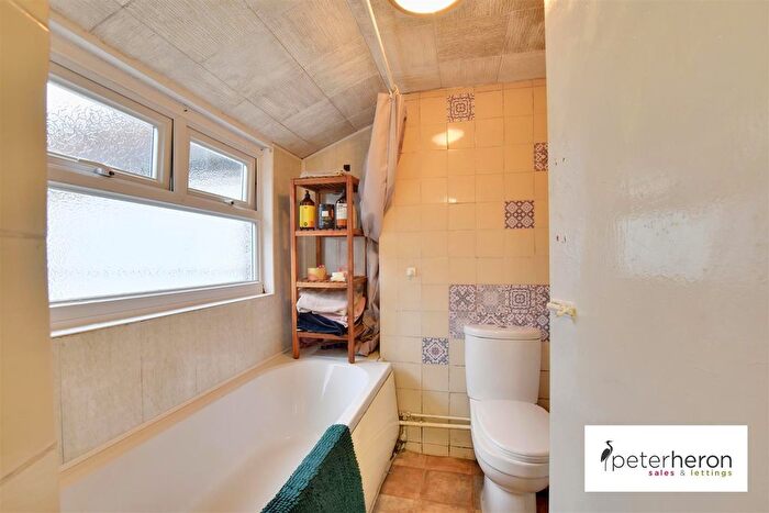 2 Bedroom Cottage To Rent In Browne Road, Sunderland, SR6