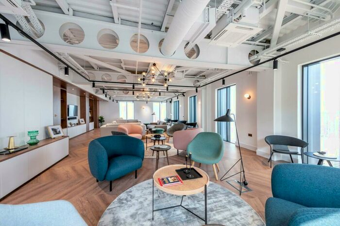 3 Bedroom Flat To Rent In Ten Degrees, Croydon, CR0