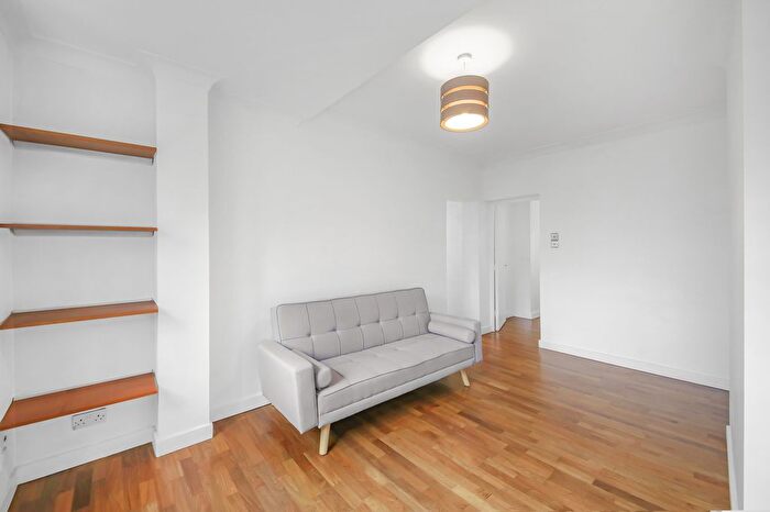 1 Bedroom Flat To Rent In St. Georges Buildings, St. Georges Road, London, SE1
