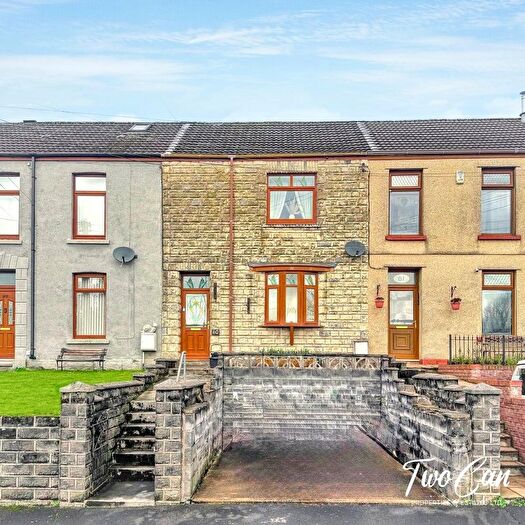 3 Bedroom Terraced House For Sale In Pentrepoeth Road, Llanelli, SA15