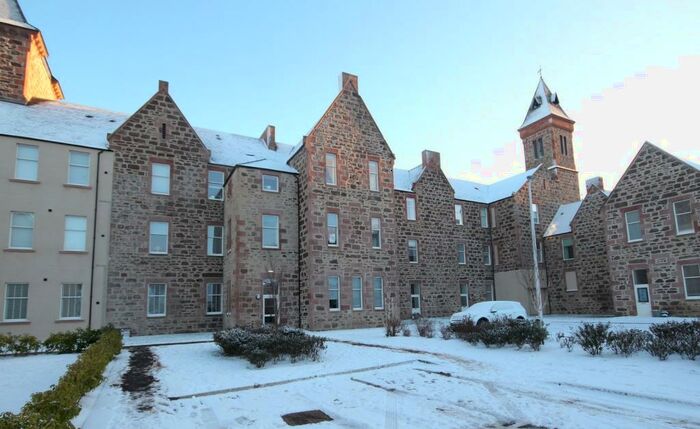 3 Bedroom Flat To Rent In Great Glen Place, Westercraigs, Inverness., IV3