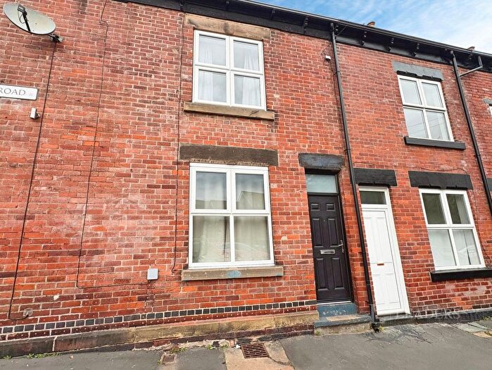3 Bedroom Terraced House To Rent In Eastwood Road, Sheffield, S11