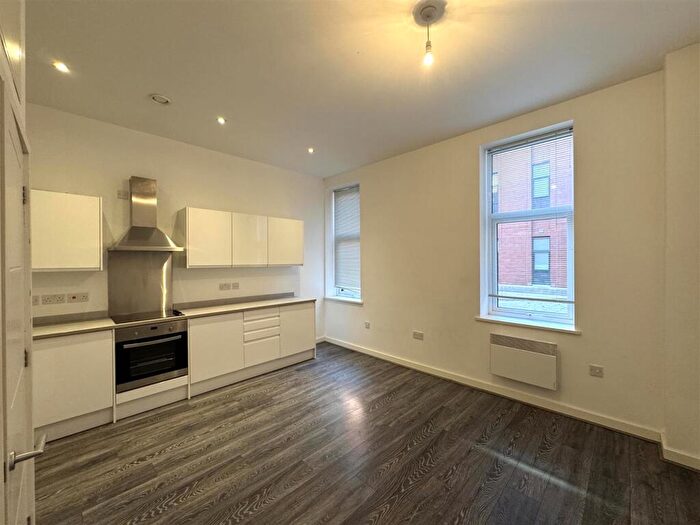 1 Bedroom Apartment To Rent In Vicarage Farm Road, Peterborough, PE1