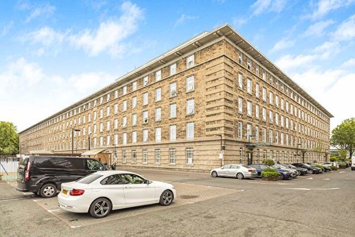 1 Bedroom Flat To Rent In Bromyard Avenue, Acton, W3