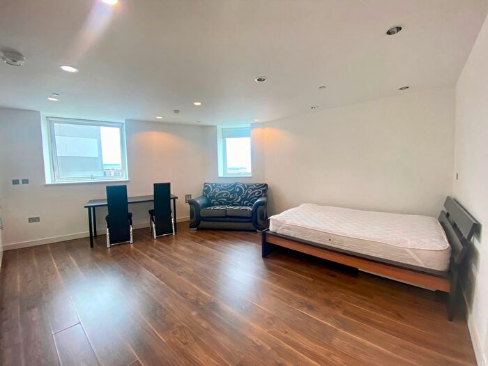 1 Bedroom Studio To Rent In Mediacityuk, Salford Quays, Salford, M50