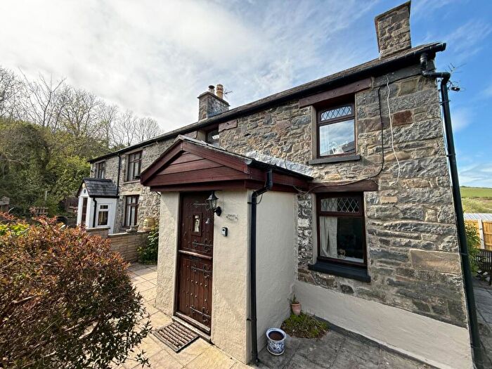 3 Bedroom Cottage For Sale In Towyn Road, New Quay, SA45