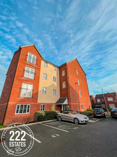 2 Bedroom Flat To Rent In Cunningham Court, St Helens, WA10