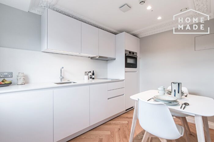 Studio To Rent In West Cromwell Road, SW5