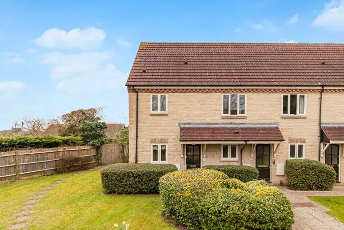 1 Bedroom Flat To Rent In Kimber Close, Wheatley, Oxford OX33