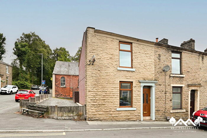 3 Bedroom End Of Terrace House For Sale In Cemetery Road, Whitehall, Darwen, BB3