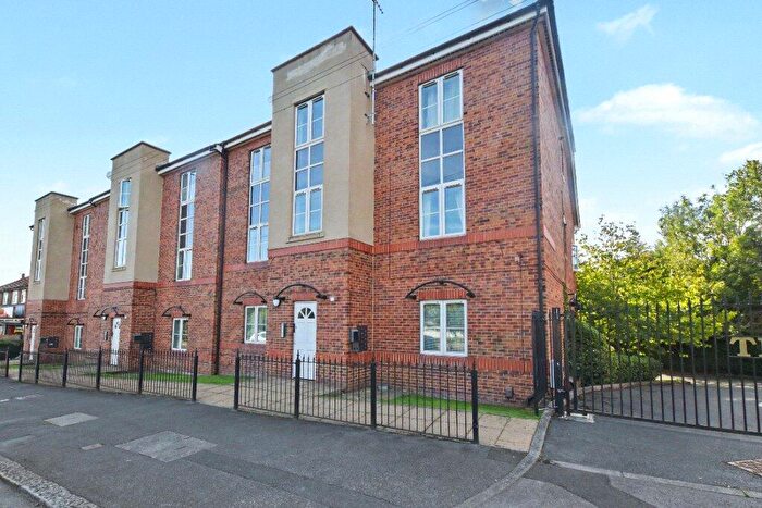 2 Bedroom Apartment For Sale In The Grange, Stanningley Road, Armley, Leeds, LS12
