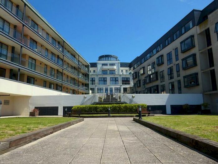 1 Bedroom Flat To Rent In Suez Way, Brighton, BN2