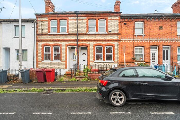 3 Bedroom Terraced House To Rent In Reading, Berkshire, RG1