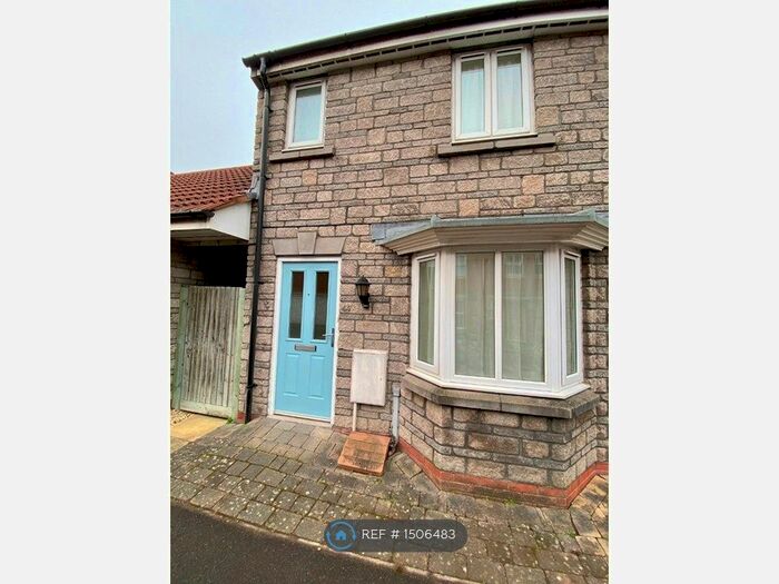 2 Bedroom End Of Terrace House To Rent In Stroud Way, Weston-Super-Mare, BS24