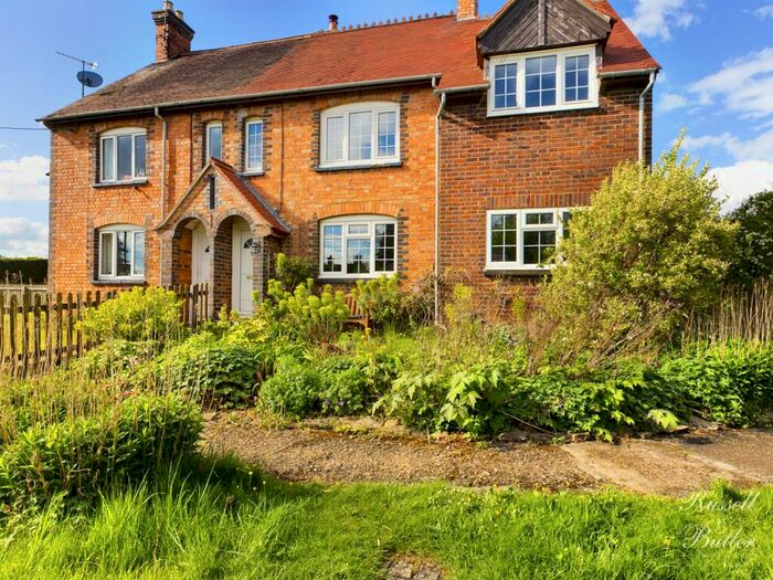 3 Bedroom Terraced House To Rent In Littleworth Cottages, Mill Lane, Westbury, Brackley, Northamptonshire, NN13