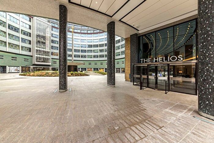 1 Bedroom Flat To Rent In Wood Lane, White City, W12