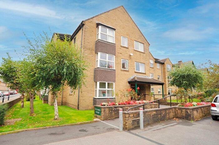 2 Bedroom Apartment For Sale In Woodlands Avenue, Harrogate, HG1