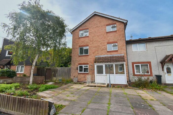 5 Bedroom Town House To Rent In Dane Street, Leicester, LE3