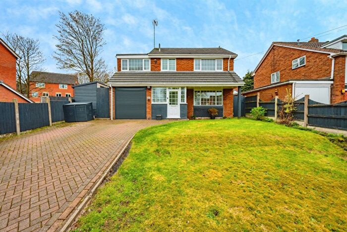 4 Bedroom Detached House For Sale In Hednesford Road, Rugeley, WS15