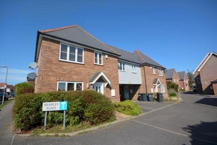1 Bedroom Flat To Rent In Bramley Place, Great Baddow, Chelmsford, CM2
