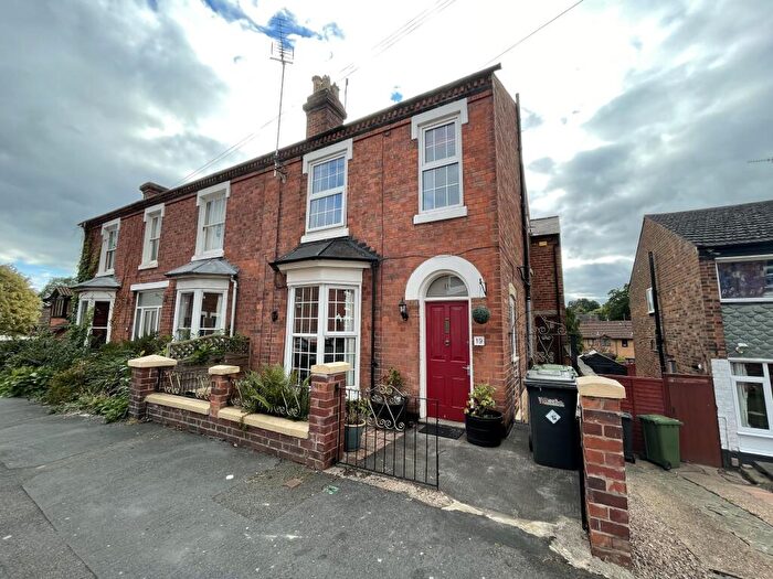 4 Bedroom House To Rent In Kidderminster, Worcestershire, DY11