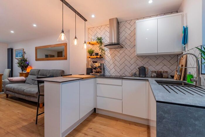 2 Bedroom Terraced House For Sale In Arlington Road, Sully, Penarth, CF64