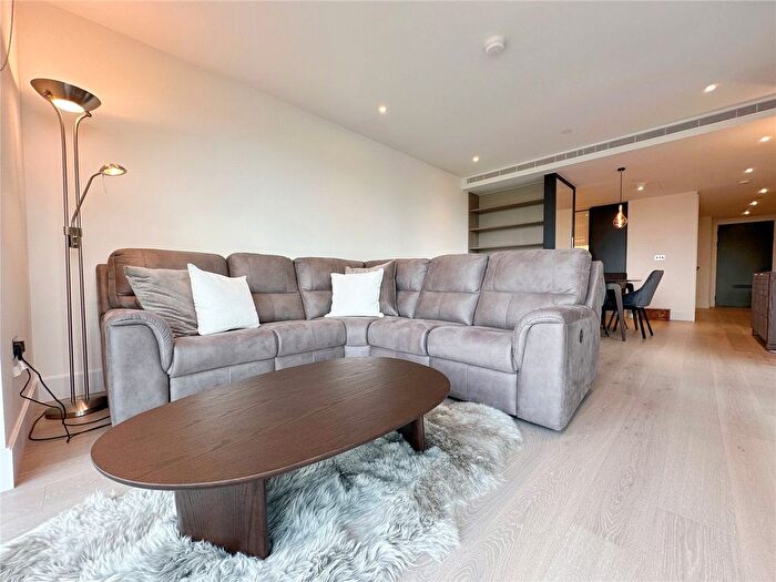 2 Bedroom Flat To Rent In Westmont Apartments, Fountain Park Way, London, W12